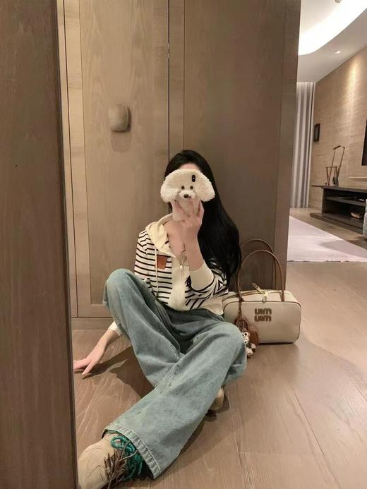 BT92-MIU MIU缪缪 刻字徽标拉链开合 帆布拼皮革 单肩手提包 （BT*ZJ）7.22直播款 商品图2