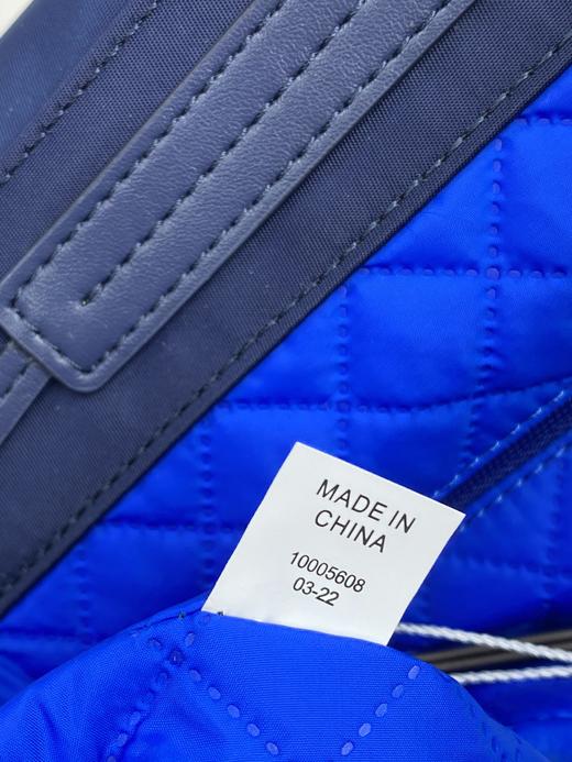 原单TB！最新款 防水尼龙配皮双肩包   女士 双肩背包  手提包   金色五金logo 大气  经典 商品图9