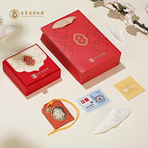 万事胜意 · 叠胜御守挂饰 含纯金0.2克 辽宁省博物馆出品 商品图1