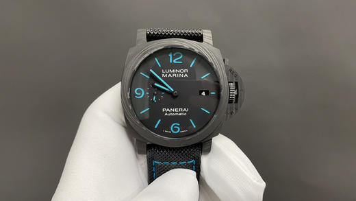 VS沛na海PAM01661，2020全新庐米诺系列碳纤维腕表44mm，碳纤维表壳，PAM1661，沛纳海，男士腕表，树脂纤维布表带，自动机械机芯，密底 基于正品original原本开模的Copy版本 商品图7