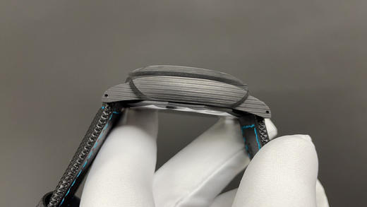 VS沛na海PAM01661，2020全新庐米诺系列碳纤维腕表44mm，碳纤维表壳，PAM1661，沛纳海，男士腕表，树脂纤维布表带，自动机械机芯，密底 基于正品original原本开模的Copy版本 商品图11