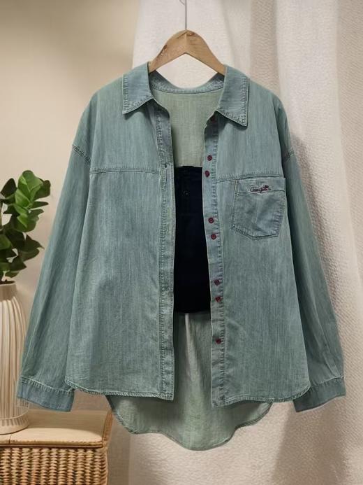 【时装系列】ME TOWN'S （软料）做旧水洗牛仔翻领前短后长全棉衬衫-喜出 商品图2