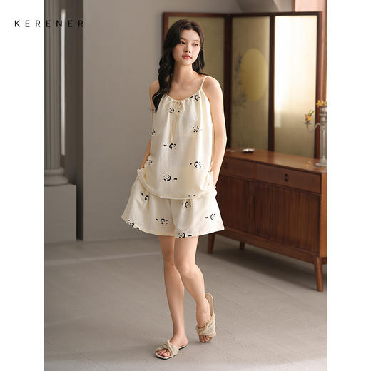 可人儿带bra泡泡绵女士吊带短裤睡衣夏季可外出家居服长裤三件套 商品图3