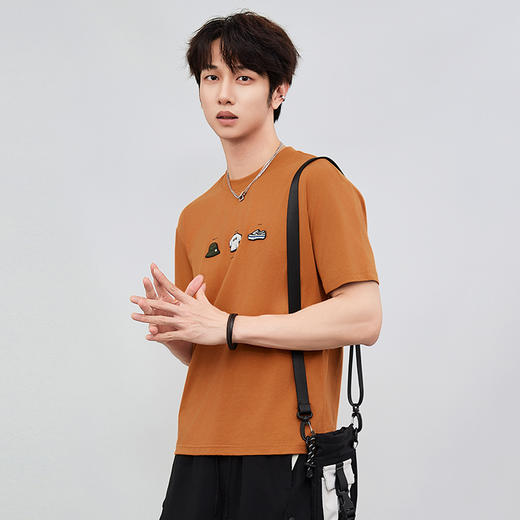 【新品上新】HX 夏季圆领短袖合体T恤S102522406101/02 商品图1