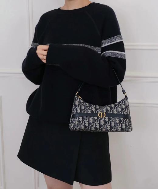 迪奥  30 Montaigne 迷你单肩水饺包 这款是二零二五早春成衣系列新品（LZ） 商品图8