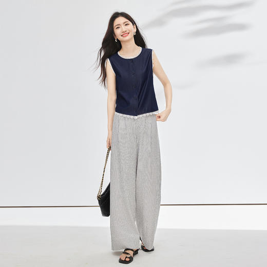 【专属特价】熙世界松弛感通勤休闲套装女夏季仿牛仔无袖上衣条纹阔腿裤两件套 商品图2