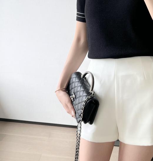 香奈儿 25P春夏 金属手柄风琴包 黑色（MM） 商品图8