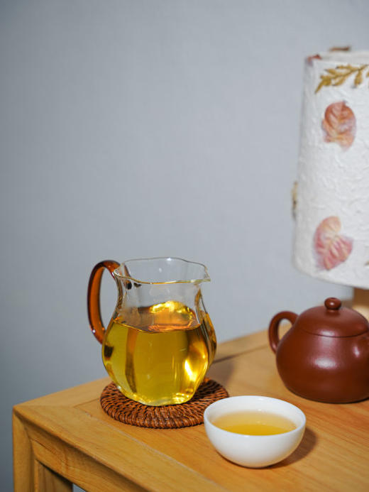 2023年【正气塘古树小饼】【宣哥私藏茶】8g一片，一盒4片，32g/盒，随身携带装，可掰开4克随行杯冲泡，随时随地享受古树茶的味道 商品图4