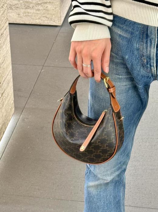 CELINE赛琳 LULU标志印花 牛皮革 手提包 女款 黄褐色（LZ） 商品图8