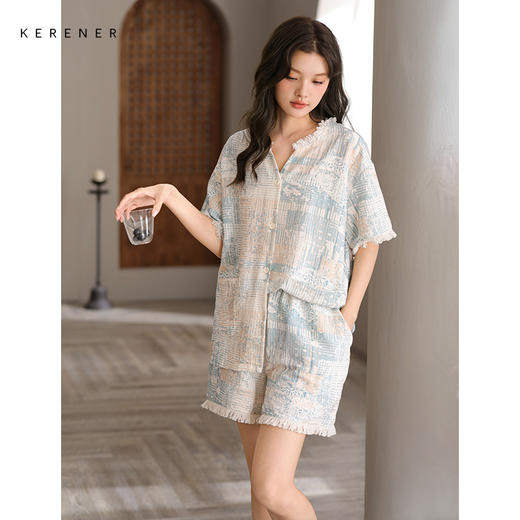 可人儿小众设计泡泡绵女士带胸垫睡衣夏季短袖可外出家居服三件套 商品图2