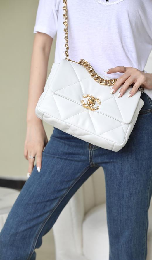 【早春系列】香奈儿-19bag菱格翻盖链条 小羊皮手提单肩斜挎包  白金（LZ） 商品图2