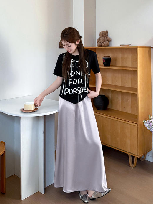 SIIJJEYY枝辑品牌夏季新款仿醋酸缎面流光半身裙 商品图11