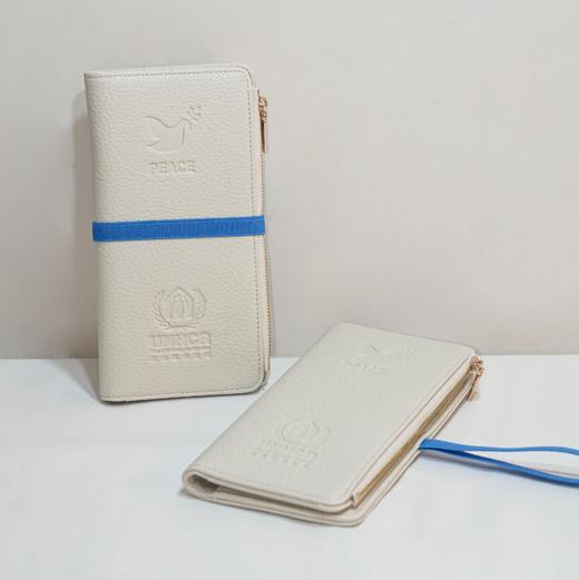 一份心意：“和平PEACE”护照包 商品图2