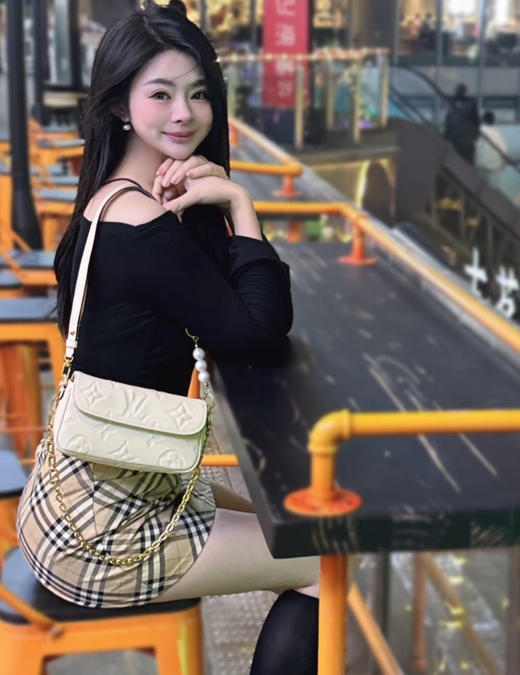 驴家LV 2025春夏新宠     手袋&奶白色（MM） 商品图6