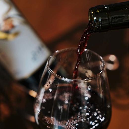 【西夏王2019赤霞珠干红葡萄酒】产自宁夏贺兰山东麓葡萄酒产区 颜色浓郁酸度高 口感芬芳郁充满果香AA 商品图1