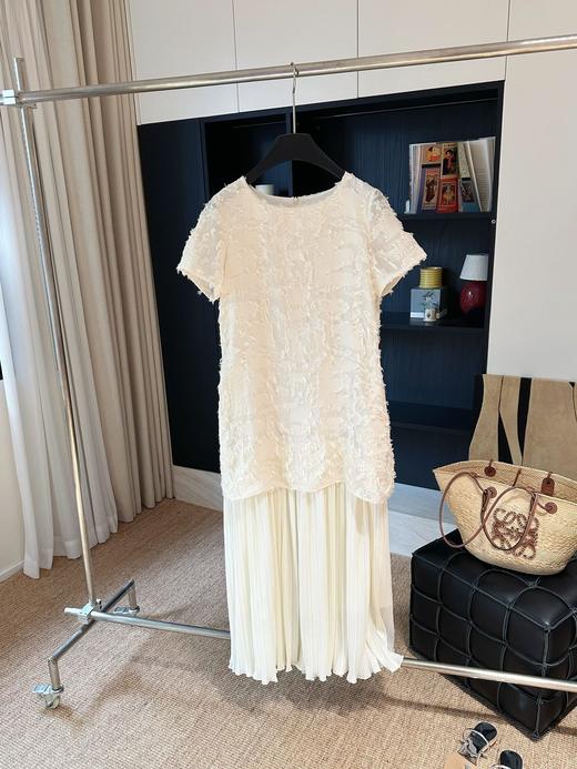 小华美一见倾心莱赛尔天丝千百褶假两件显瘦直筒连衣裙 商品图7