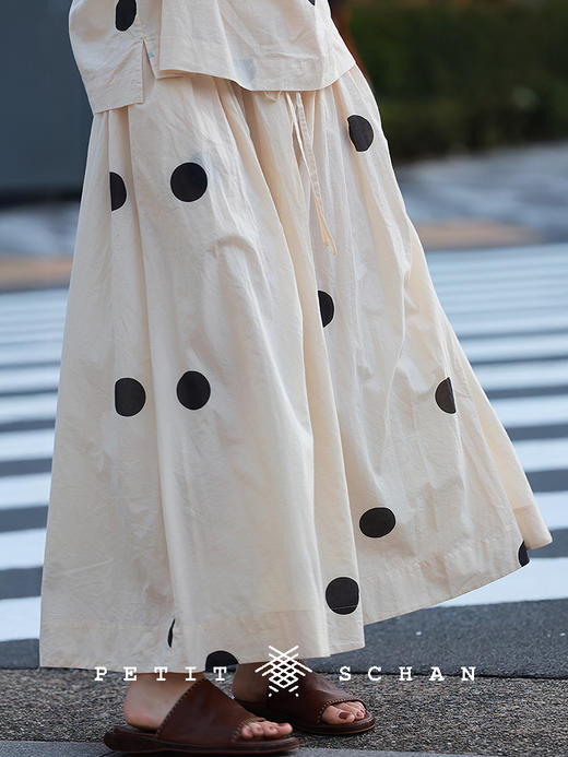 PETIT SCHAN小闪 CLO#866 Less boba 珍珠少放一点 一千零一夜系列法式纯棉波点半裙 商品图0