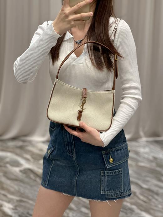 圣罗兰  腋下包Le5A7 Bag，今年的宝藏包包之一！（LZ） 商品图7