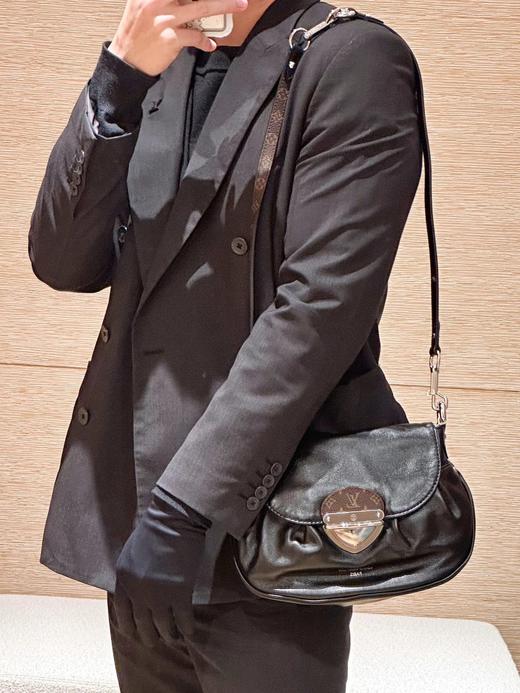 驴家 最新出炉了一款羊皮元宝 SUNSET VIBE 手袋(JPH) 商品图12