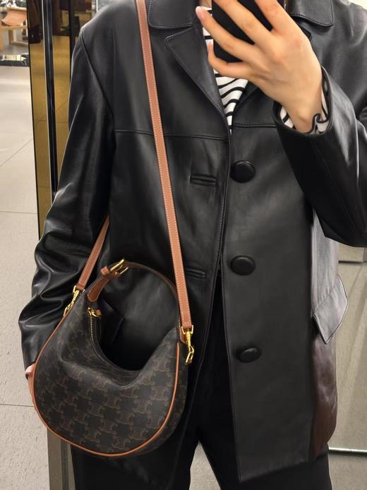 CELINE赛琳 LULU标志印花 牛皮革 手提包 女款 黄褐色（LZ） 商品图4