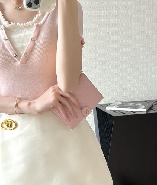 全新到货香奈儿 25P按扣护照夹（LZ*MM） 商品图4