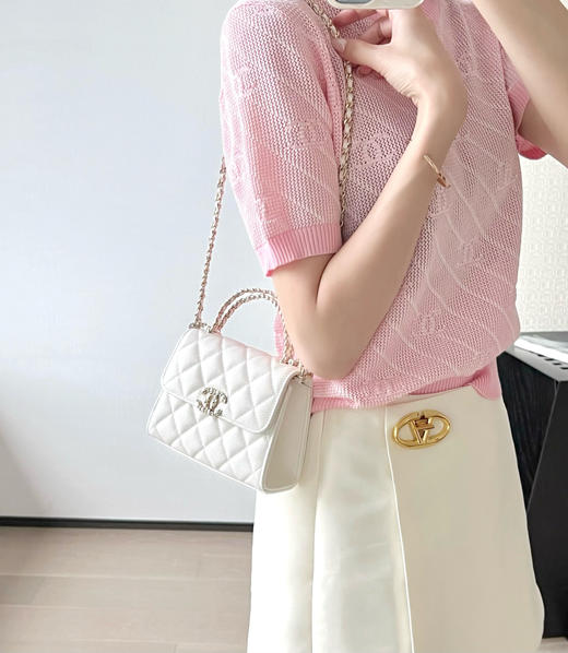 香奈儿 25s春夏 交叉手柄竖款Kelly收纳斜跨包（MM） 商品图7