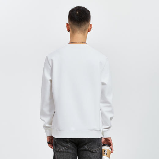 【新品上新】HX 春秋季圆领卫衣Y106430011101/02 商品图4