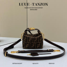 芬迪-全网 火中古饭盒包 经典老花（LZ）