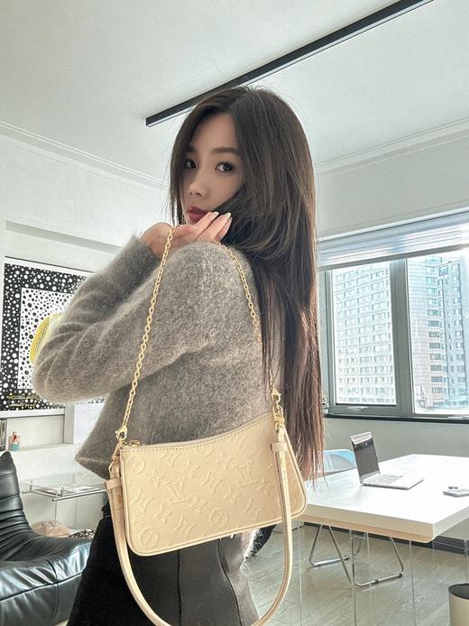 驴家  春季系列 Easy Pouch On Strap 手袋 单肩包(JPH) 商品图13