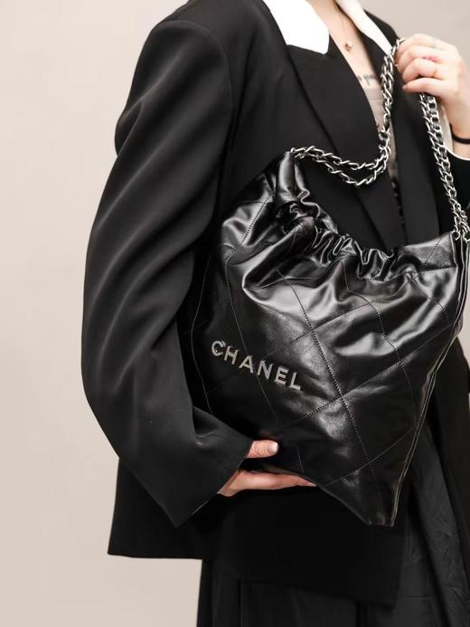 香奈儿 22Bag 超大容量垃圾袋托特包单肩包 中号（LZ） 商品图9