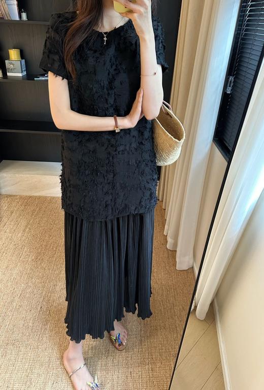 小华美一见倾心莱赛尔天丝千百褶假两件显瘦直筒连衣裙 商品图2