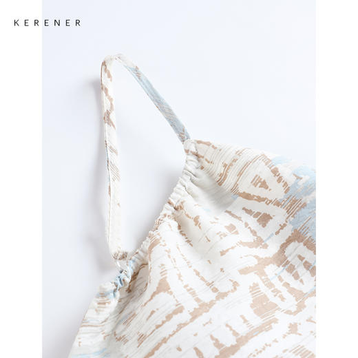 可人儿小众设计泡泡绵夏季女士吊带睡衣时尚可外出家居服套装 商品图2