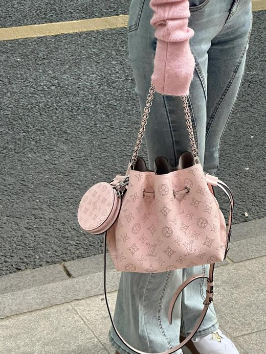 驴家 Bella 月光女神 粉色抽绳镂花 水桶包(JPH) 商品图3