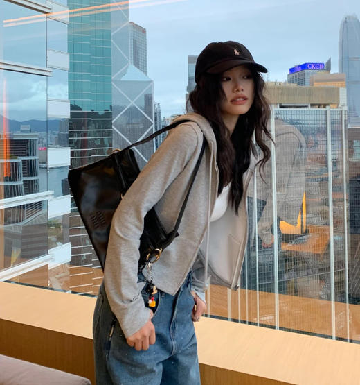 缪缪 手提包黑色石楠木两色大小号可选（LZ*MM） 商品图11