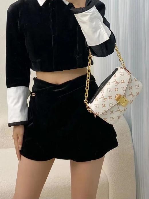 驴家新品 M46914 沙丘色小号邮差包 (JPH) 商品图6