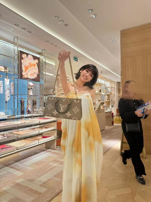 驴家OnTheGo 小号手袋 皮革压印手提包单肩包（CB） 商品图4