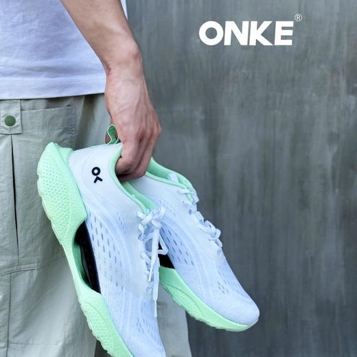 🚀【跑鞋中的法拉利❗️❗️】【2-7天内发货】德国品牌ONKE ！踩屎感爆棚，体测健身两不误！五分钟就能产生“无鞋感”！！！终于被老板找来了HOK*平替跑鞋，运动达人必备~超高颜值~ 商品图14