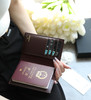 香奈儿经典护照夹 鱼子酱牛皮黑色淡金 （MM） 商品缩略图7