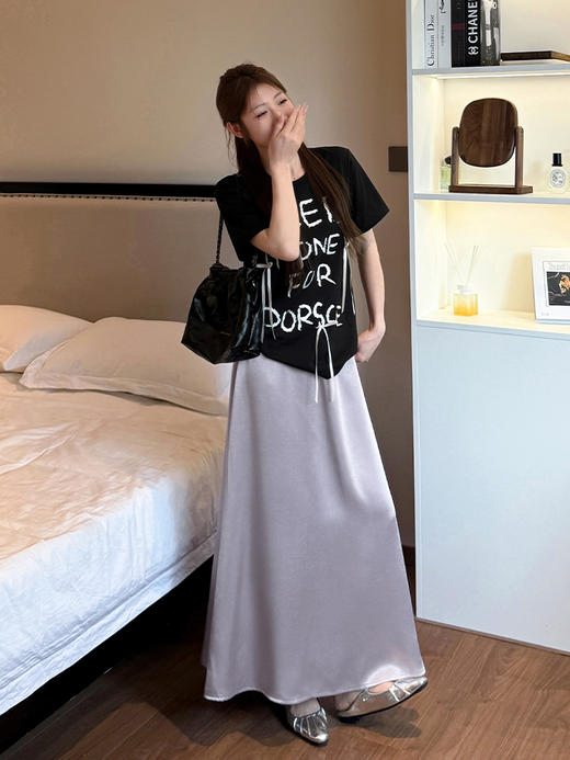 SIIJJEYY枝辑品牌夏季新款仿醋酸缎面流光半身裙 商品图12