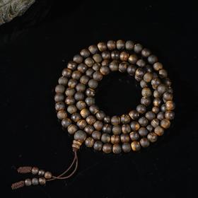 BC.NF7.18-10   白棋沉水(念珠)，27.37g