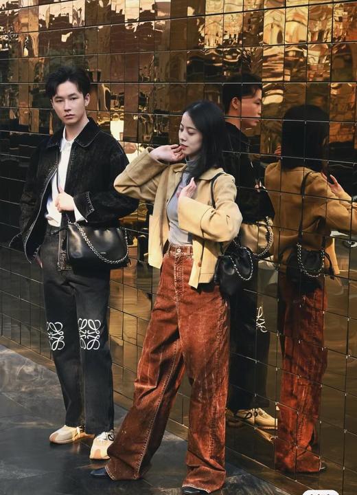 罗意威  迷你柔软纳帕羊皮革 Flamenco Purse 福袋 单肩包 斜挎包 （LZ） 商品图3