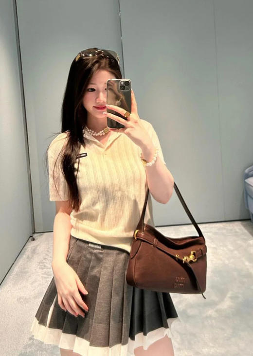 缪缪 手提包黑色石楠木两色大小号可选（LZ*MM） 商品图10