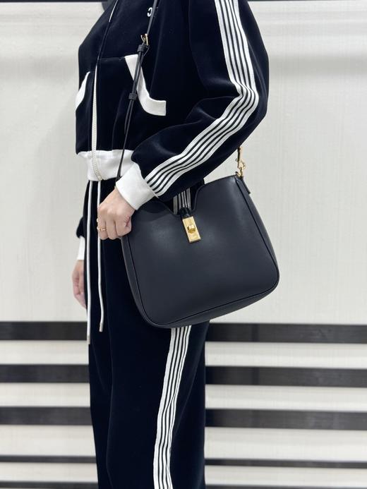 CELINE赛琳 CAMILLE 16可调节可拆卸肩带小牛皮 小号光滑牛皮革手袋 （LZ） 商品图13