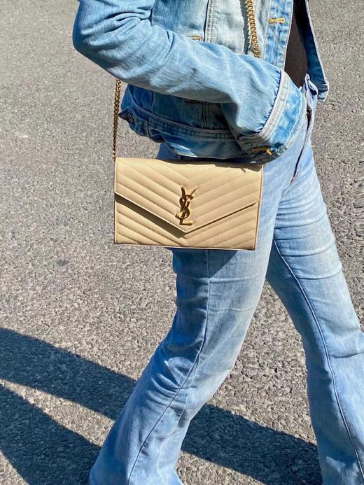 圣罗兰-MONOGRAM鱼子酱纹路原厂皮版本信封包（LZ） 商品图10