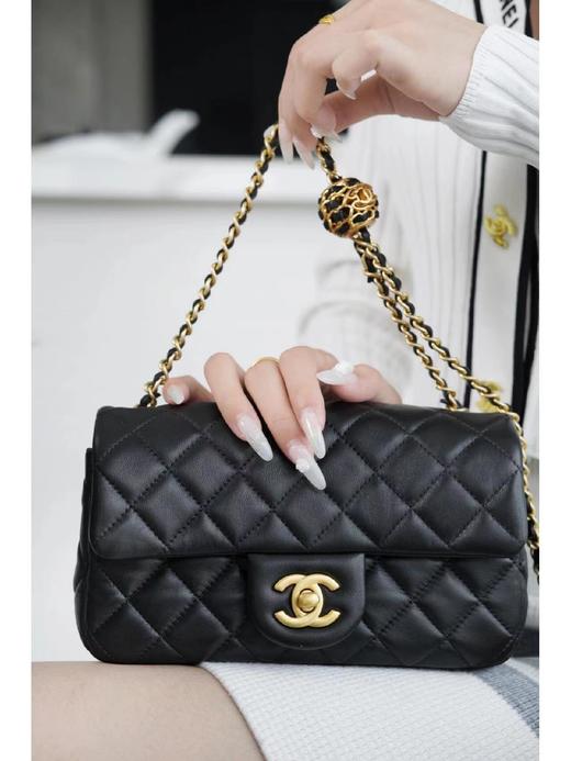 香奈儿-编织金球包 |  大mini 黑色链条包（LZ） 商品图3