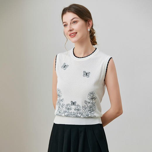 「自」全新升级【铂金会员128/天猫169/差价41】(91757)洛诗琳薄款针织无袖背心2025夏季刺绣镂空宽松通勤上衣女 商品图1