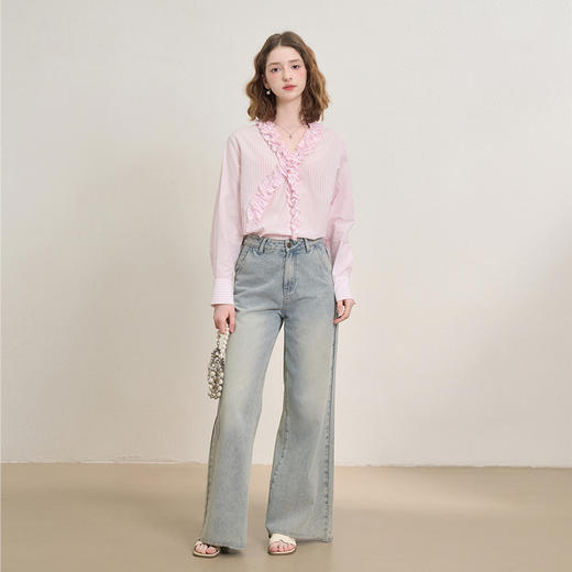 西遇粉色条纹花边V领衬衫女秋季通勤百搭设计感衬衣V2551149 商品图1