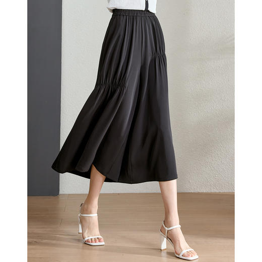 【专属特价】熙世界九分裙裤阔腿裤女2025夏季新款高腰垂感收褶宽松休闲裤裙 商品图2