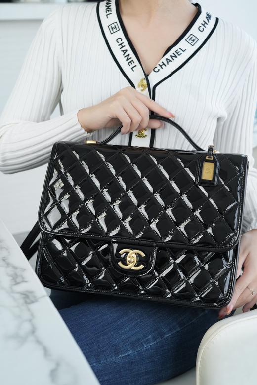 香奈儿-独家原厂大爆款 22K漆皮双肩包！“三只羊”小牛漆！做旧砂金扣！（LZ） 商品图2