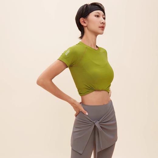 Gymicon能量符号 夏季轻薄凉感运动上衣女圆领短款T恤性感修身健身服YASY2518 商品图1